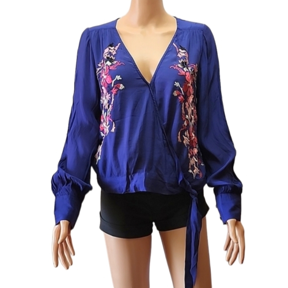 Anthropologie Chloe Oliver Blue Floral Embroidered Surplice V Neck Blouse Size S